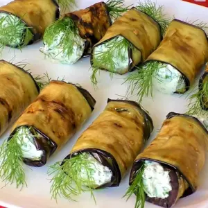 Баклажаны рулетики с творожным сыром