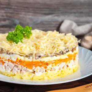 Салат Королевский с копченой курицей